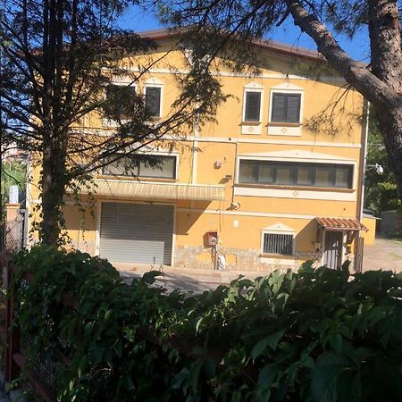 Mare O Montagna Cosenza Exterior photo